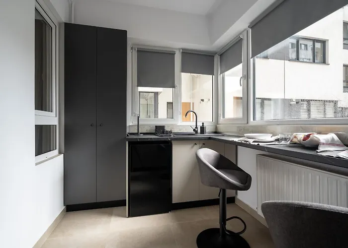 Spacious 509 Apartment *